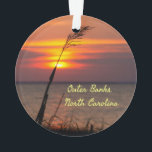 Ornamento Outer Banks North Carolina Beach Sunset Orange Sky<br><div class="desc">Outer Banks North Carolina Sunset na praia com um céu laranja no oceano</div>