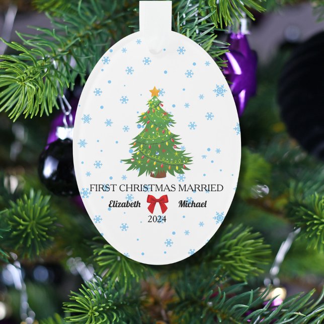 Ornamento Primeiro Natal Casado com Acrílico de Casal Person (First Christmas Married 2024 Custom Couple Acrylic Ornament)