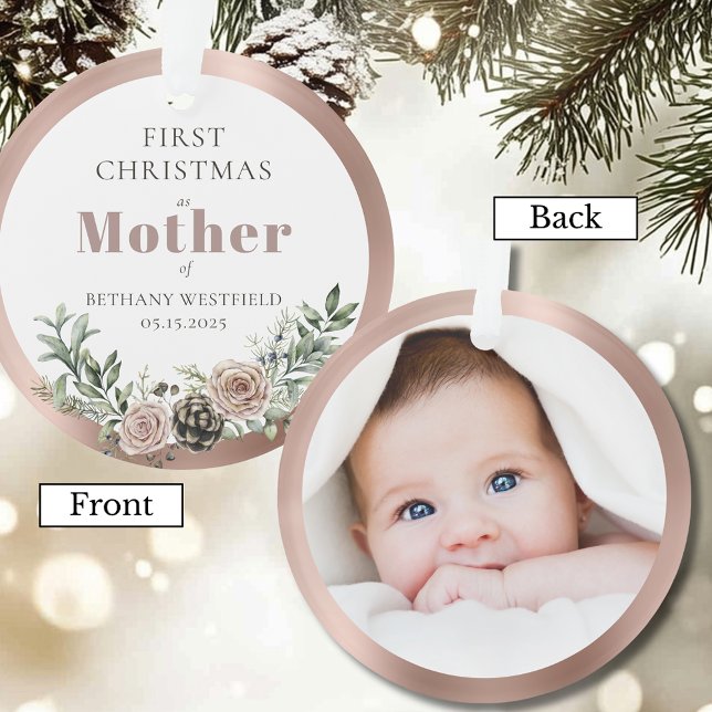 Ornamento Primeiro Natal como Mãe Foto Lembrança (First Christmas as Mother Photo Keepsake Round Acrylic Ornament)
