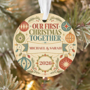 Ornamento Primeiro Natal Personalizado Juntos 2026 Retro