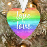 Ornamento Rainbow Pride Love é Love Christmas Heart Shaped<br><div class="desc">Um ornamento especial para mostrar e compartilhar seu ORGULHO. O ornamento em forma de coração duplo apresenta um fundo arco-íris de cor-d'água com a citação que o amor é o amor numa tipografia branca moderna. Personalize com o Natal e o ano atual.</div>