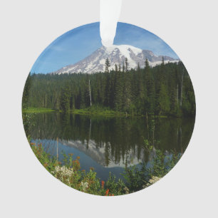 Ornamento Reflexo do Lago Monte Rainier com Flores Silvestre
