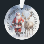 Ornamento Reindeer de Papais noeis Vintage Personalizado<br><div class="desc">Este ornamento no tema do Natal apresenta Papais noeis de vintagem com renas e texto personalizável é um ornamento perfeito para qualquer árvore de Natal. Você pode facilmente mudar seu nome de família e o ano para tornar este ornamento único seu.</div>