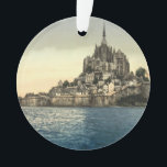Ornamento Rua Michel de Mont II, Normandy, France<br><div class="desc">Uma imagem do vintage da montagem de St Michael em mais baixo Normandy,  France,  que foi tomado para o fim do século XIX. Esta imagem mostra uma vista da ilha da costa leste no ponto alto. Cortesia da fotografia do LOC (LC-DIG-ppmsc-05136).</div>