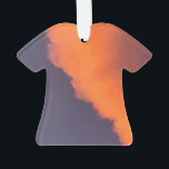 Ornamento Sonhador, nuvens mágicas em cores mágicas e sonhad<br><div class="desc">Beleza Inesperada. Fotografia da nuvem e do céu em cor laranja mágica,  azul no pôr do sol.</div>