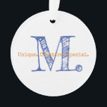 Ornamento Tipografia Palavras de Afirmação Inicial Manter<br><div class="desc">Tipografia moderna sobre fundo branco com INICIAL personalizado. em azul, PALAVRAS DE AFIRMAÇÃO personalizadas em laranja. Padrão inicial no verso em laranja. Fácil de personalizar texto, cor de texto, fontes. Uma forma excelente de dizer a alguém o quão especial eles são em QUALQUER idade. As palavras importam. Moderno, Colorido, Divertido....</div>
