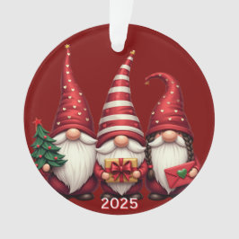 Ornamento Três Gnomos Natal 2025 