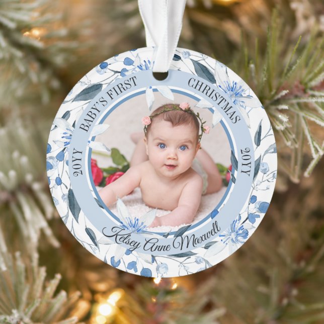 Ornamento Watercolor Floral Baby's First Christmas Photo (Árvore)