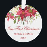 Ornamento Watercolor Red Poinsettia Floral Primeiro Natal<br><div class="desc">Elegante Watercolor Red Poinsettia Floral Nosso Primeiro Ornamento De Natal - Roteiro Vermelho,  Redondo</div>