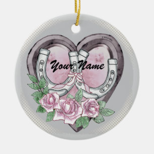 Ornamentos de Corações em Ferradura