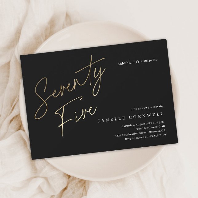 Ortografia Preta e Dourada do Orçamento 75º Convit (Modern gold script 75th birthday party budget paper invitations.)
