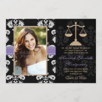 Os anúncios da graduação da escola de direito