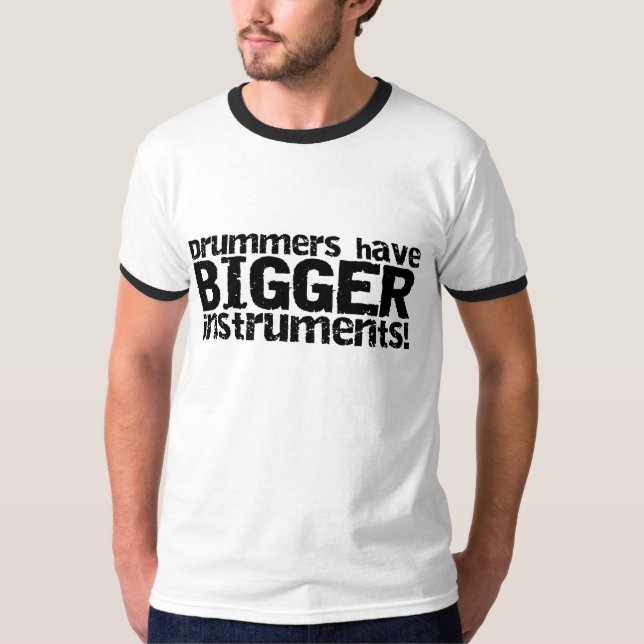 Os bateristas têm um t-shirt mais grande da (Frente)
