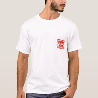 Os divertimentos levantam a camisa