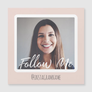 Os meios sociais cor-de-rosa modernos seguem-me