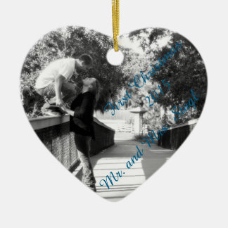 Os primeiros enfeites de natal ...............