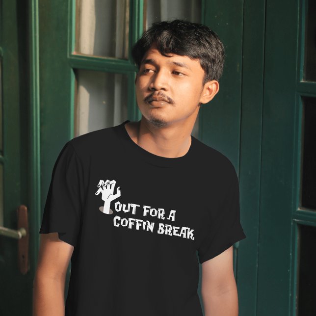 "Out for a Coffin Break T-shirt 2023" (Criador carregado)