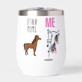 Outras mães. Eu.