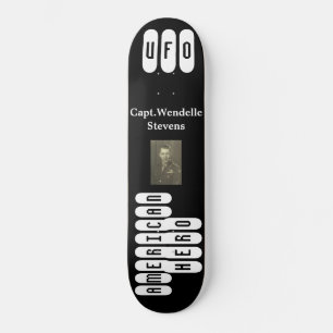 OVNI / HEROI AMERICANO / TST Skateboard