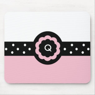 P: Monograma Q Dotado Pink & White Mousepad