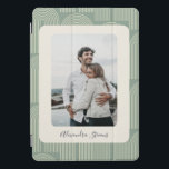 Padrão de Arca de Foto Personalizada Boho Verde<br><div class="desc">Um design na moda elegante e com um padrão de arco inspirado em verde-senso macio. A estética moderna e minimalista cria um olhar eterno,  perfeito para quem ama designs geométricos contemporâneos com sutil influência retrorreflectora. Uma escolha excelente para indivíduos de tendência que apreciam o estilo chic,  subestimado.</div>