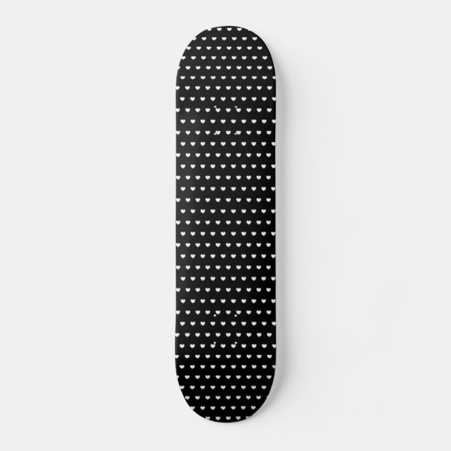 Padrão De Corações Brancos na moda no skate Preto (Frente)