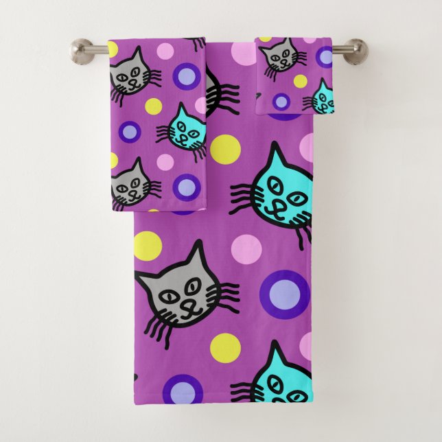 Padrão de Gatos Cutos no Conjunto de Toalhas Viole (Insitu)