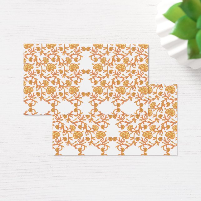 Padrão floral simétrico com mosca laranja (Mesa)