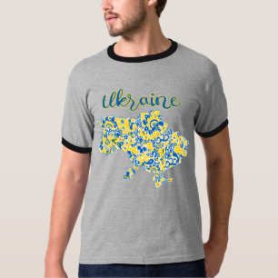 Padrão folclórico e camiseta tipográfica da Ucrâni