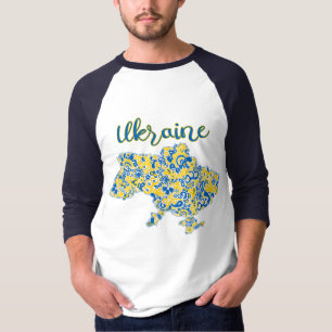 Padrão folclórico e camiseta tipográfica da Ucrâni