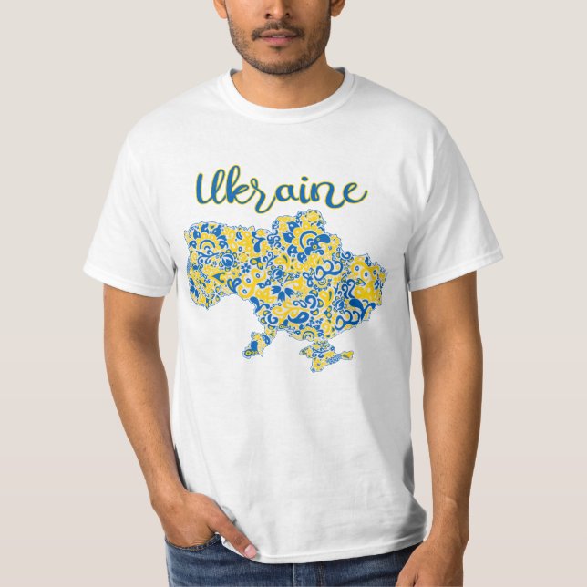 Padrão folclórico e digitação ucraniana T-Shirt (Frente)