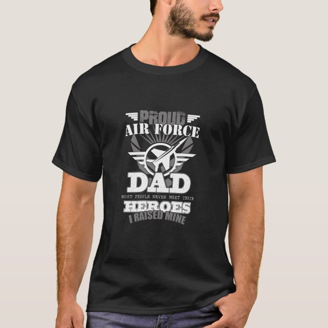 Pai T-Shirt da Força Aérea Orgulhosa (Frente)