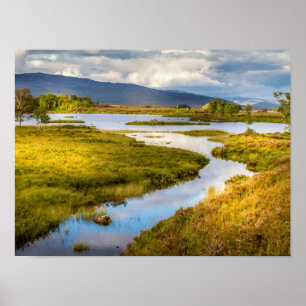 Paisagem do poster das montanhas escocesas