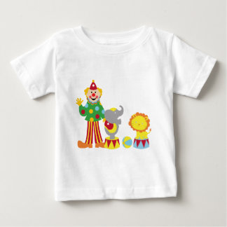 Palhaço de circo dos desenhos animados e t-shirt