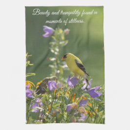 Pano De Prato Goldfinch em uma Flor Harebell