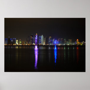 Panorama de Doha, Qatar à noite poster