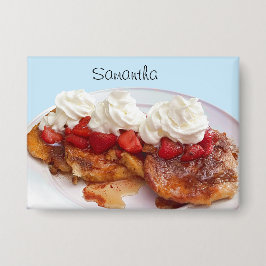 Pão Doce Com Morangos E Creme