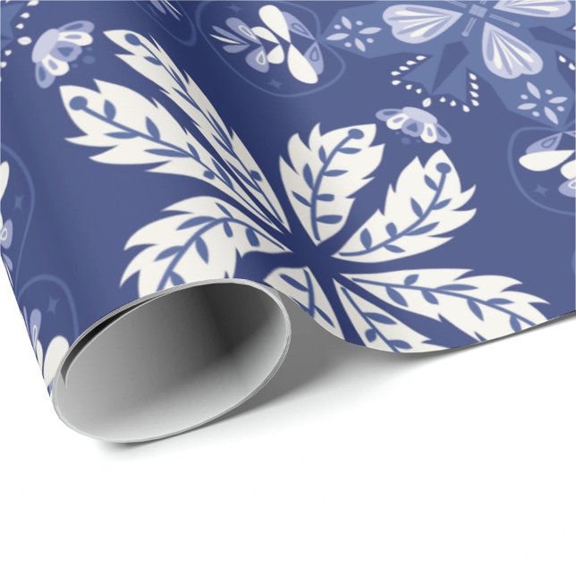 papel de embrulho azul escuro com uma borboleta br (Criador carregado)