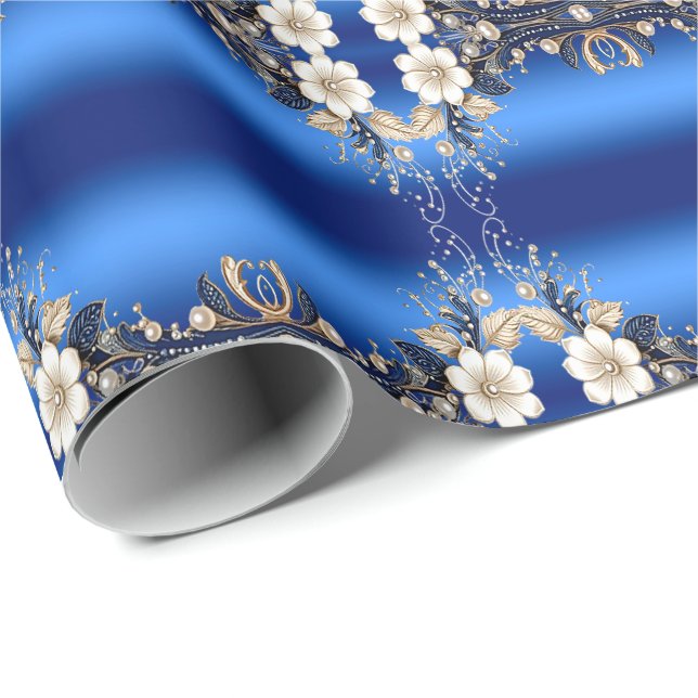 Papel de embrulho com enfeite floral branco azul (Ponta do rolo)