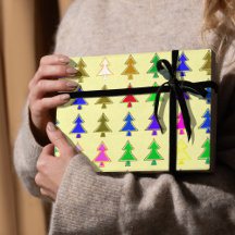 Papel de embrulho de inverno numa árvore de Natal 