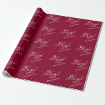 Papel de embrulho personalizado vermelho para senh<br><div class="desc">Embrulhe seus presentes com estilo usando este lindo papel de embrulho em vermelho burgundy marcante, apresentando um padrão de "Senhor e Senhora" em caligrafia elegante, facilmente personalizado com seu sobrenome. Perfeito para casamentos, lembranças de casamento, aniversários ou chá de noiva, este papel de embrulho sofisticado foi projetado para tornar cada...</div>
