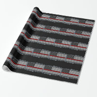 A bandeira patriótica do sapador-bombeiro rasgada