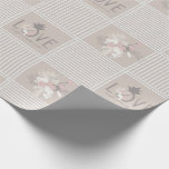 Papel De Presente Abacaxi de Seu Olho, Tropical Romance Gift Wrap<br><div class="desc">O romance tropical é inspirado pela elegância, beleza e magia do nosso casamento no Hawai’i, e celebra a história de amor que começou e floresceu na minha ilha natal de O’ahu. Flores deliciosas, palmas balançantes e detalhes únicos do Havaí todos buscam capturar a pura alegria, entusiasmo e romance compartilhados quando...</div>