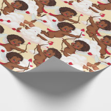 Adorável Cherub Afro-Americano com Corações