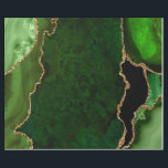 Papel De Presente Ágata Brilhante Falsa Verde e Dourado<br><div class="desc">Este papel de embrulho elegante e glamoroso é versátil e pode ser usado para dar presentes ou para projetos de arte e artesanato. É ideal para qualquer ocasião, como aniversários, casamentos, chá de noiva, chá de bebê, aniversários de casamento ou presentes em geral. Apresenta ágata marmoreada verde em um fundo...</div>