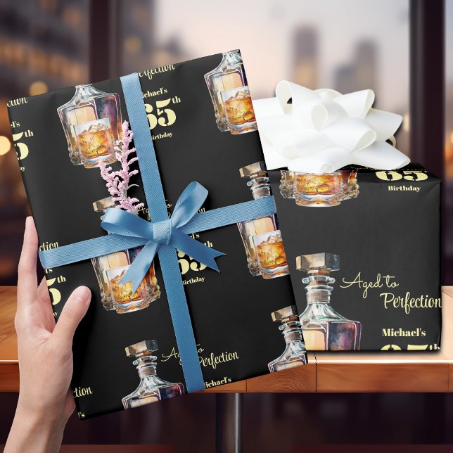Papel De Presente Aged to Perfection Men's 65th Whiskey Birthday  (Criador carregado)