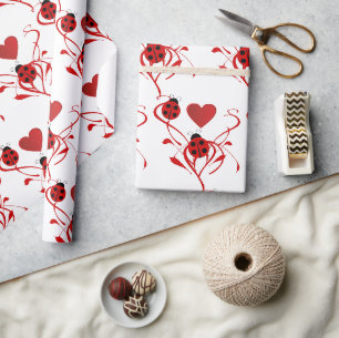 Papel De Presente Amo Joaninhas e Corações