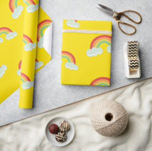 Papel De Presente Arco-Íris Bonito com Padrão de Nuvens