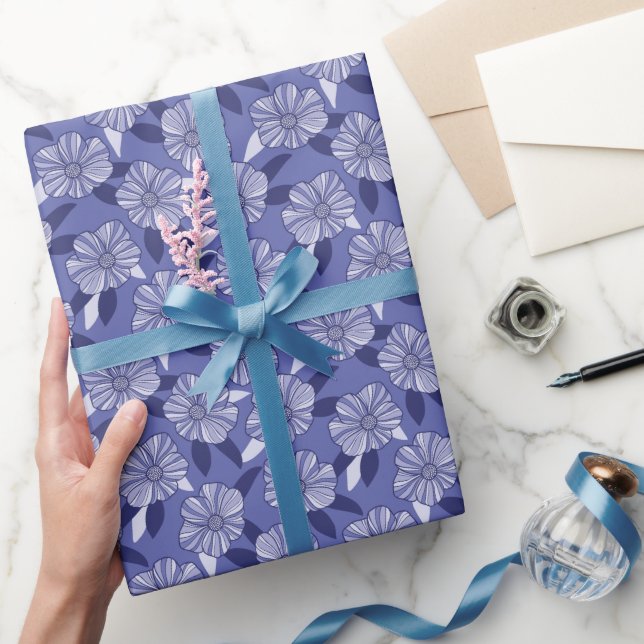 Papel De Presente Arte Linear Floral de Periwinkle (Presentear)
