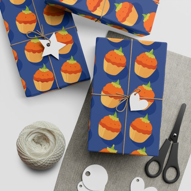 Papel De Presente Autumn Vibes Pumpkin Cupcakes Presente (A wrapping paper with pumpkin-cupcakes. Perfect for autumn crafts and gifts. )